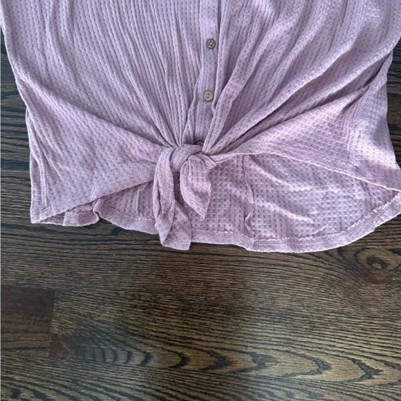 NWT Waffle Knit Tie Top in Wine - Picture 6 of 8